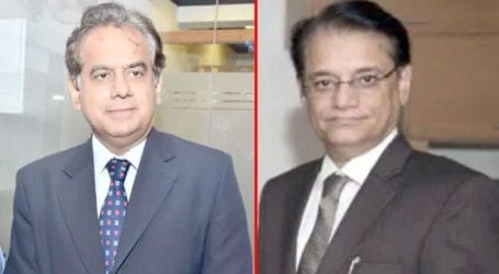 Sindh govt decides to replace Karachi administrator, commissioner