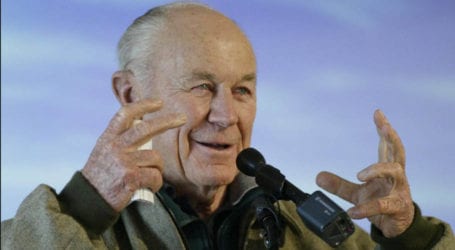 Test pilot Chuck Yeager who broke sound barrier dead at 97