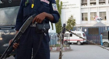 Security guard injured in grenade attack in Karachi