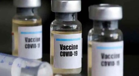 Govt decides to register health workers for COVID-19 vaccine