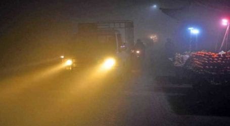 ‘Fog alert’: Karachi citizens warned against driving at night