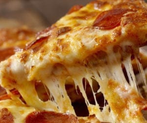 Pizza most popular food worldwide for takeaway in 2020
