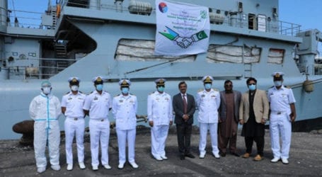 Pakistan Navy ship reaches Djibouti carrying rice for calamity-hit people