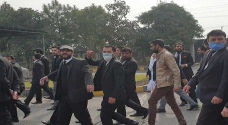 Cases lodged against lawyers who stormed IHC