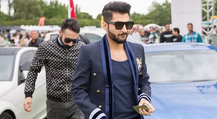 Bilal Saeed's new hair style before shooting for a new song | BilalSaeed |  - YouTube