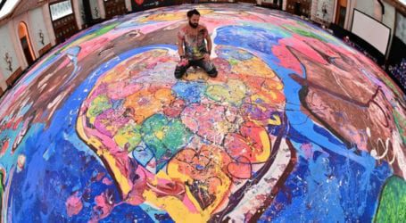 Dubai-based painter sets world record for largest art canvas
