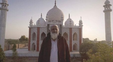 Man builds replica of Taj Mahal as tribute for his wife