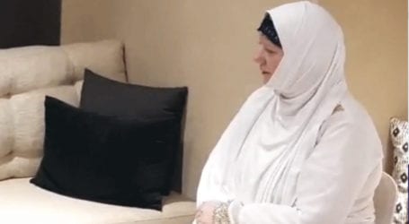 US woman influenced by the Holy Quran converts to Islam in Karachi