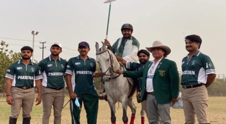 Pakistani player Imtiaz wins gold medal at tent pegging competition in India
