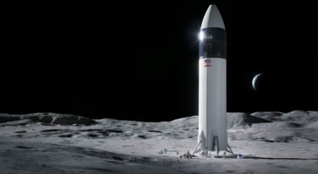 NASA chooses SpaceX to take humans back to Moon