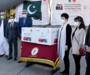 PIA airlifts 500,000 doses of Sinovac vaccine from China