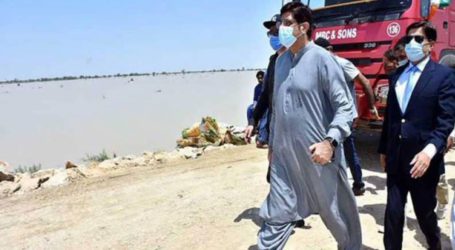 Sindh chief minister visits city areas to review ongoing uplift works