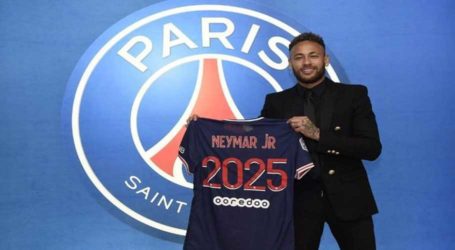 PSG’s Neymar signs contract extension to 2025