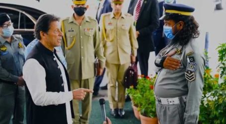 PM Imran praises ITP constable for performing duty despite being injured