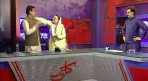 Firdous Ashiq Awan slaps PPP’s Mandokhel during TV programme. Source: Twitter/ Screengrab