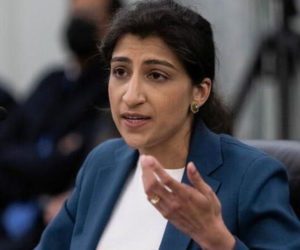 New US FTC chief Lina Khan names top staffers, competition chief