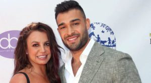 Famous pop star Britney Spears and her boyfriend Sam Asghari are reportedly planning to get married.