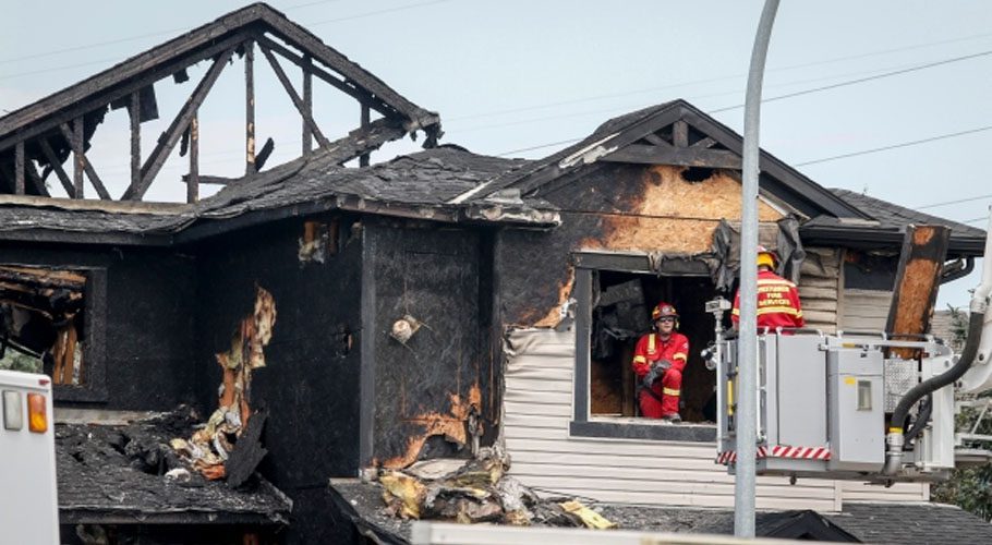 A fire at a house in the Canadian city of Chestermere, Alta has killed seven members of the same Muslim family including four children.