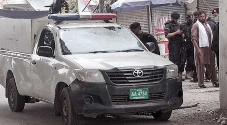 Policeman martyred, another injured in blast in Peshawar