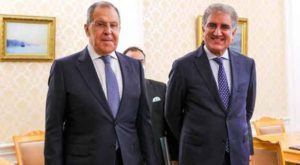 Foreign Minister Shah Mahmood Qureshi met his Russian counterpart Sergei Lavrov. Source: APP