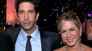 The onscreen couple, who played on-again-off-again Ross and Rachel in hit US sitcom, is said to have 'grown close' since the reunion special