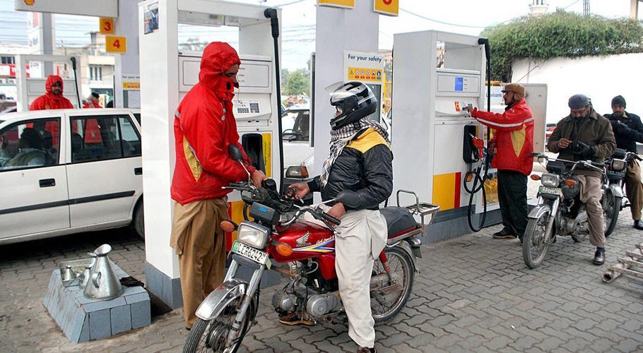 Petrol price likely to go up by Rs 14 per litre from tomorrow