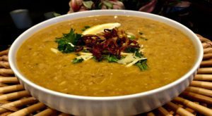 The half-cooked haleem is continuously cooked and stirred until the correct consistency and of course its overall taste in terms of salt and chili content. (Hamari web)