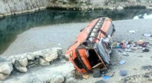 17 dead, several injured in bus-trailer collision near Kohat