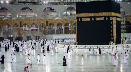 Saudi Arabia imposes fine for performing Umrah without permit