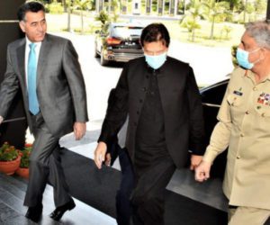COAS, DG ISI meet PM Imran Khan