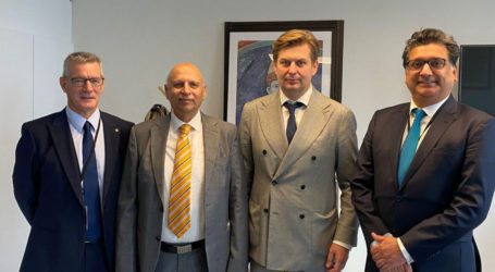 Governor Punjab meets European parliamentarians in Brussels