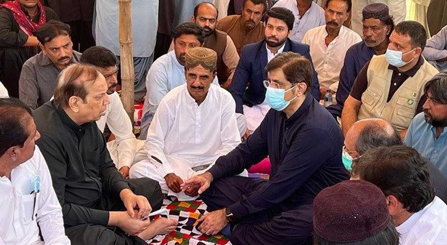 Sindh CM meets family of deceased, assures justice will prevail. (Source: Express)