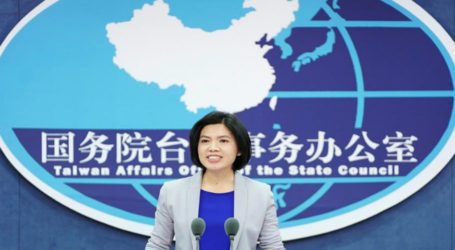 China bans Taiwan’s top officials from entering mainland