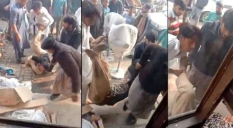 Faisalabad women confess tearing their clothes of fear