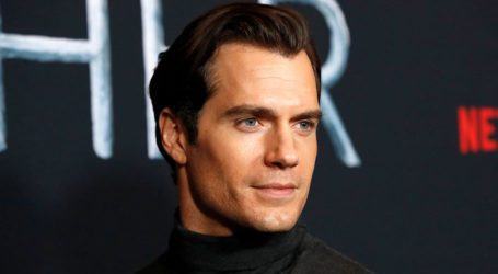 Henry Cavill talks about his return to movie ‘Superman’