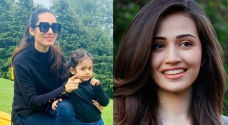 Does Sana Javed know about her doppelganger?