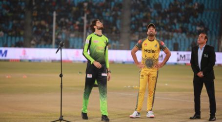 PSL 7: Peshawar Zalmi wins toss, opt to bat first against Lahore Qalandars