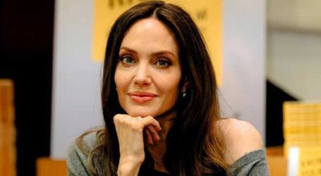 Hollywood star Angelina Jolie expresses concern for children in Ukraine