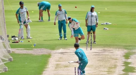 Australian team prepares to pin down Pakistani team in a spin trap