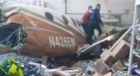 Three killed as plane crashes in Mexico