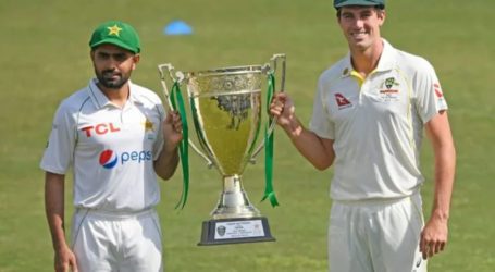 Australia opt to bat first against Pakistan in Karachi test