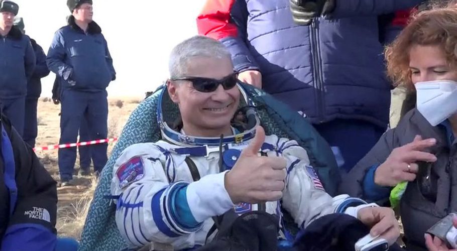 NASA astronaut Mark Vande Hei lands in Soyuz MS-19 space capsule. Source: Reuters.