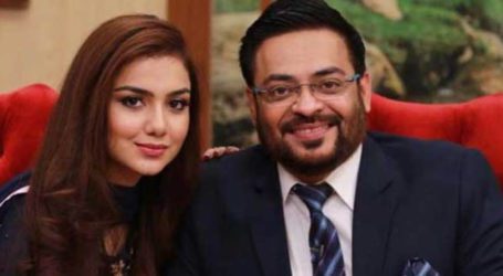 Aamir Liaquat takes a jibe at ex wife Syeda Tuba Anwar