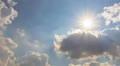 Hot and humid weather expected today in Karachi: Met Office