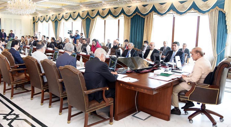 PM Shehbaz Sharif chaired his first cabinet meeting. Source: PID.
