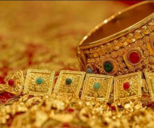 Gold price up by Rs1,100 per tola in Pakistan