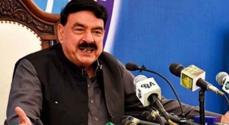 Will stand with Imran if there’s war with institutions, says Rashid