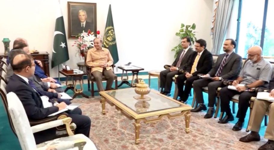 Premier expresses desire to further strengthen cooperation between the two sides.