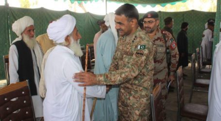 Corps Commander Quetta visits cholera-affected areas in Dera Bugti