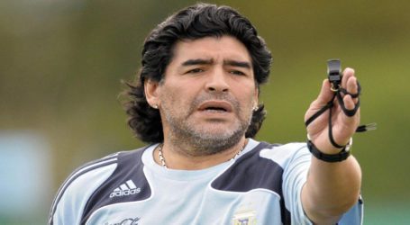 Maradona’s doctors and nurses to be tried for homicide, rules Argentine court